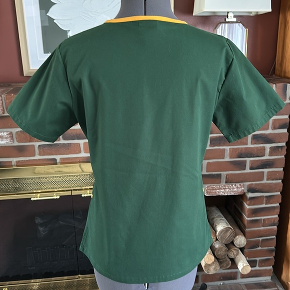 NFL Green Bay Packers poly/cotton scrub jersey top size XS ~ worn once ~ - Picture 5 of 7